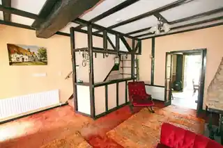 27 Chalgrove Road, photo 3