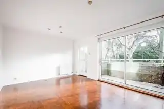 27 Christchurch Square, photo 2