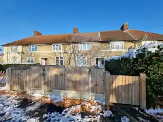 27 Cotesmore Gardens, photo 2