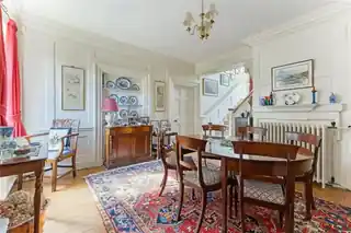 27 Davenham Avenue, photo 3