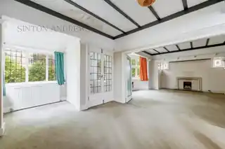 27 Denbigh Road, photo 3