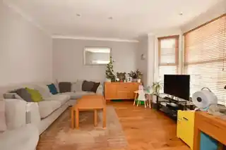 27 Douglas Road, photo 3
