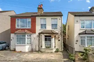 27 Douglas Road, photo 2