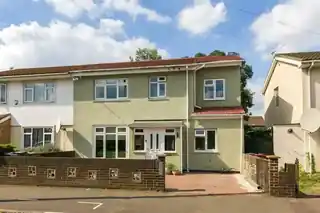 27 Exeter Road, photo 4