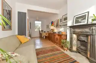 27 Gloucester Road, photo 2