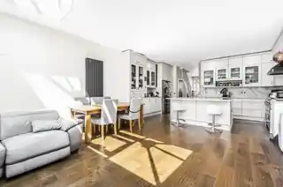 27 Grove Road, photo 2