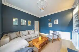 27 Landcroft Road, photo 3