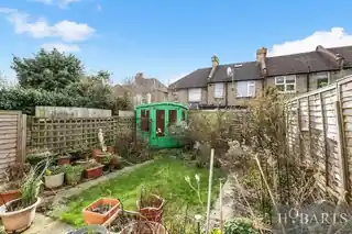 27 Leith Road, photo 3