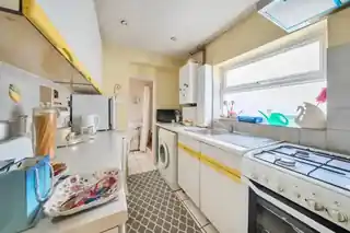 27 Mead Road, photo 4