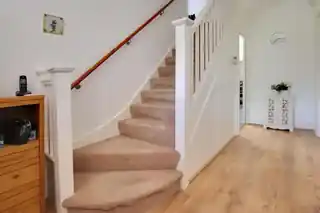 27 Nursery Close, photo 4