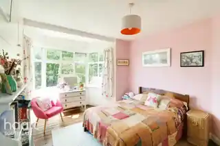 27 Oakwood Avenue, photo 4