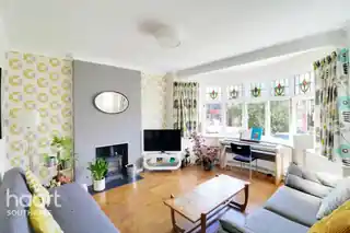 27 Oakwood Avenue, photo 2