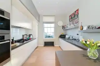 27 Princess Road, photo 2