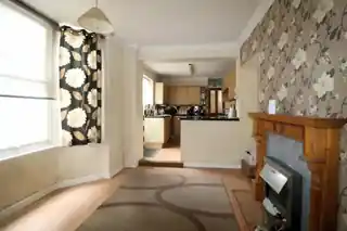 27 Thanet Road, photo 4