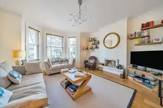 27 Tudor Road, photo 3