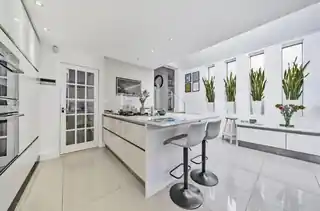 27 Tudor Road, photo 4