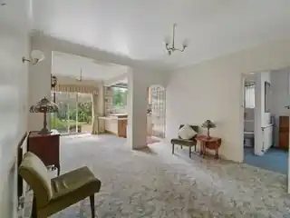 27 Valentine Avenue, photo 3