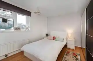 27 Walsingham Walk, photo 4