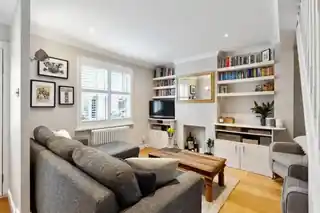 27 Warwick Road, photo 2