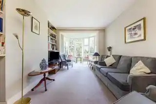 27 West Park Avenue, photo 2