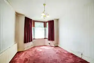 275 Markhouse Road, photo 4