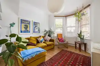 278 Markhouse Road, photo 2