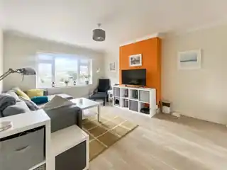 27A Lewis Road, photo 3
