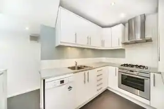27A Sidmouth Road, photo 3