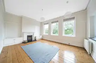 27B Adelaide Road, photo 2