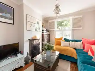 28 Alperton Street, photo 4