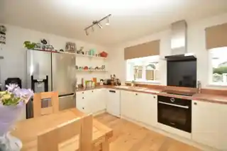 28 Austin Waye, photo 3