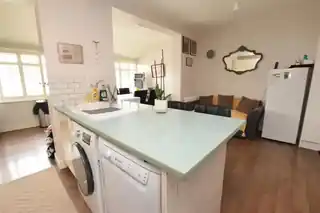 28 Bede Road, photo 4