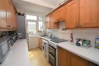 28 Bendmore Avenue, photo 3