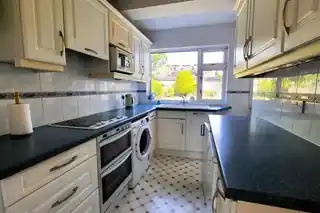 28 Bevan Road, photo 4