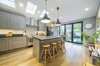 28 Bushy Park Road, photo 3