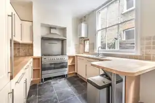 28 Chatham Road, photo 4
