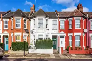 28 Cobham Road, photo 2