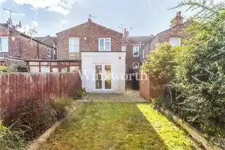 28 Cobham Road, photo 4