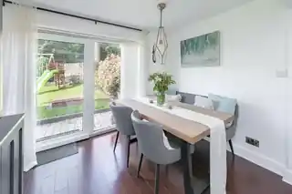 28 Deans Walk, photo 4