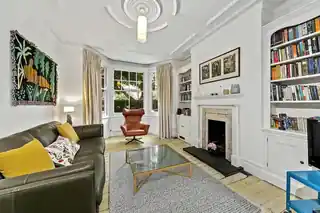 28 Defoe Avenue, photo 2