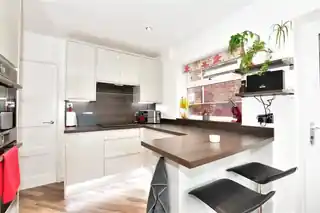 28 Eardley Road, photo 3