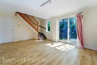 28 Ennerdale Close, photo 2