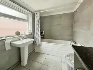 28 Florence Road, photo 4