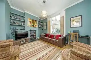 28 Fremont Street, photo 2