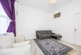 28 Gloucester Road, photo 4