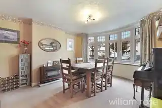 28 Horn Lane, photo 4