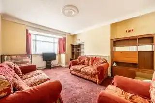 28 Jesmond Avenue, photo 2