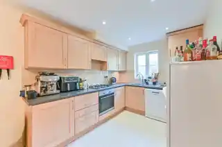 28 Kelly Avenue, photo 4