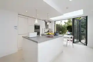 28 Lillian Road, photo 4