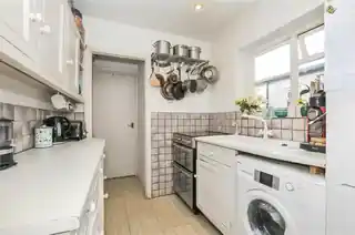 28 Marsh Farm Road, photo 3